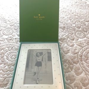 Kate Spade Larabee Dot 4x6 frame.